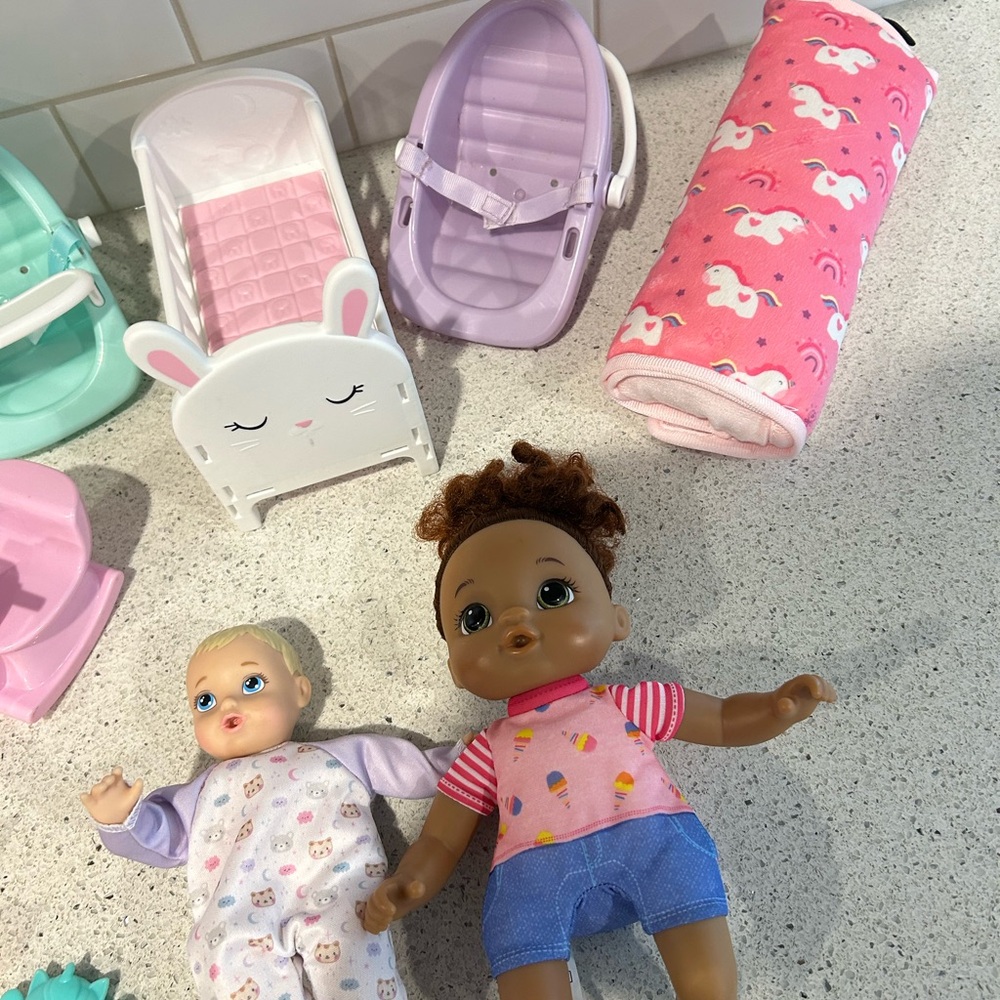 Kids Mini Baby Dolls Playset with Accessories - Picture 4 of 4
